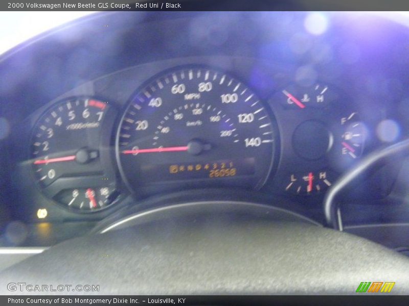 Red Uni / Black 2000 Volkswagen New Beetle GLS Coupe