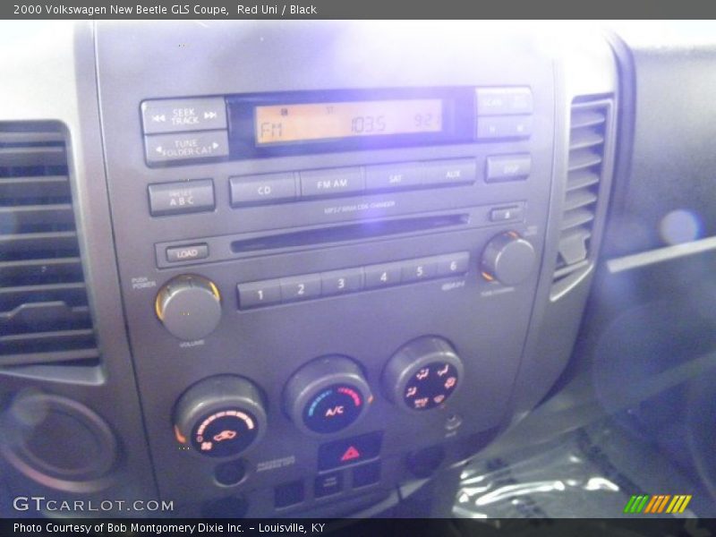 Red Uni / Black 2000 Volkswagen New Beetle GLS Coupe