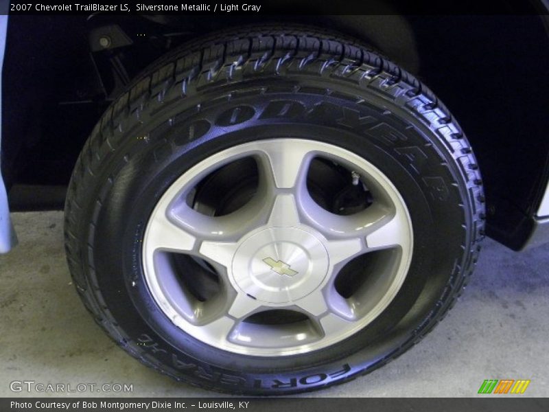 Silverstone Metallic / Light Gray 2007 Chevrolet TrailBlazer LS