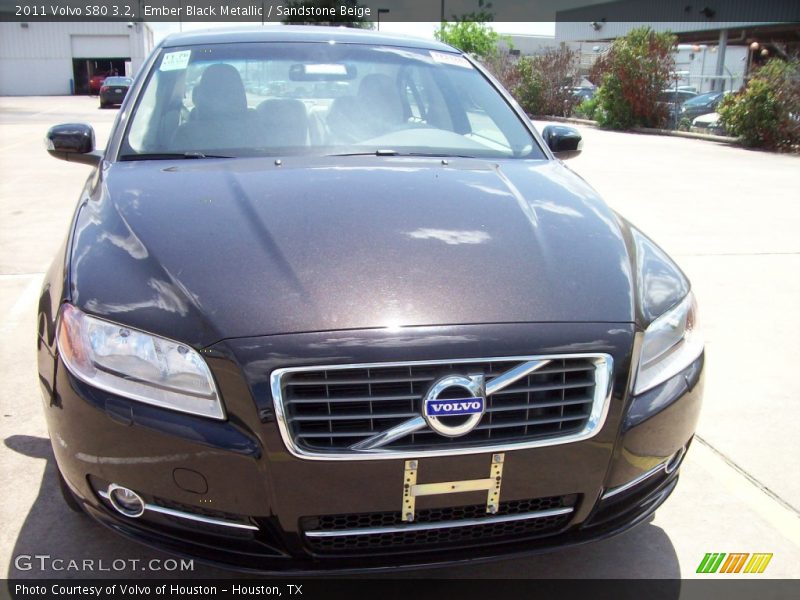 Ember Black Metallic / Sandstone Beige 2011 Volvo S80 3.2