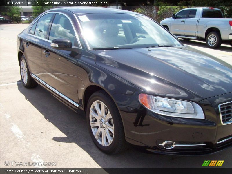 Ember Black Metallic / Sandstone Beige 2011 Volvo S80 3.2