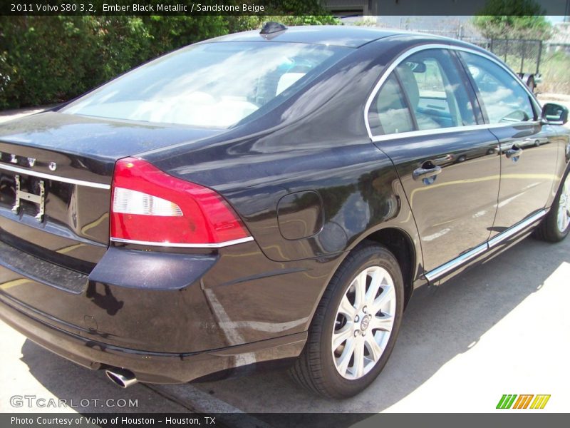 Ember Black Metallic / Sandstone Beige 2011 Volvo S80 3.2