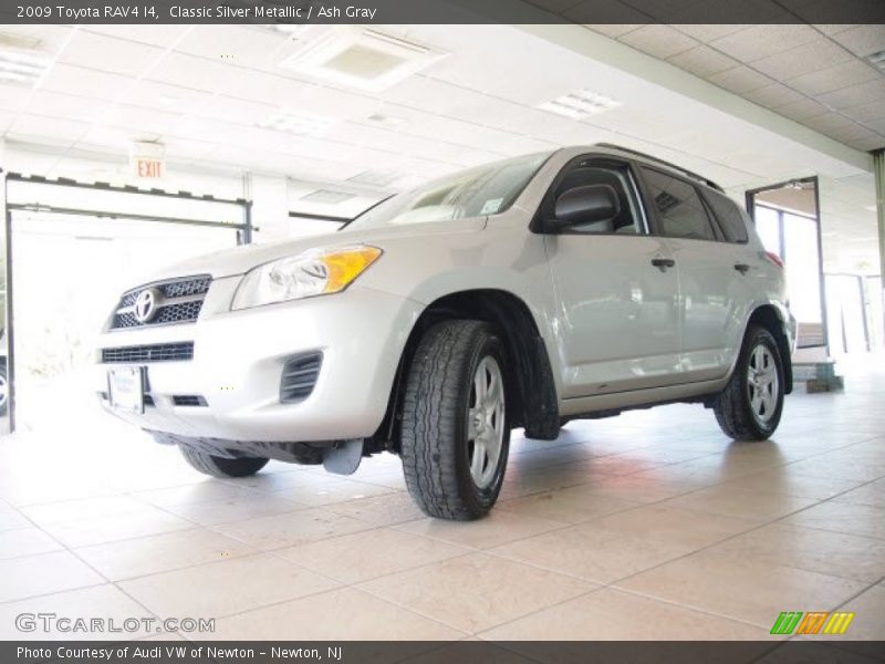 Classic Silver Metallic / Ash Gray 2009 Toyota RAV4 I4
