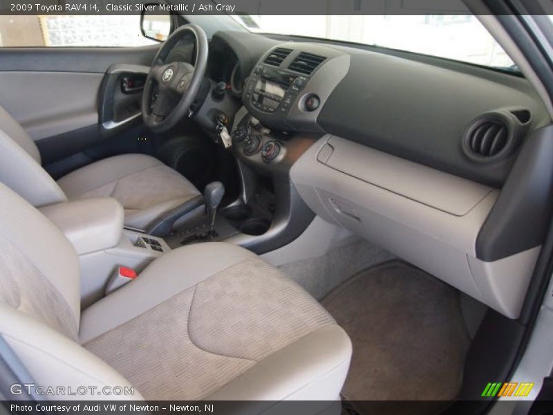 Classic Silver Metallic / Ash Gray 2009 Toyota RAV4 I4