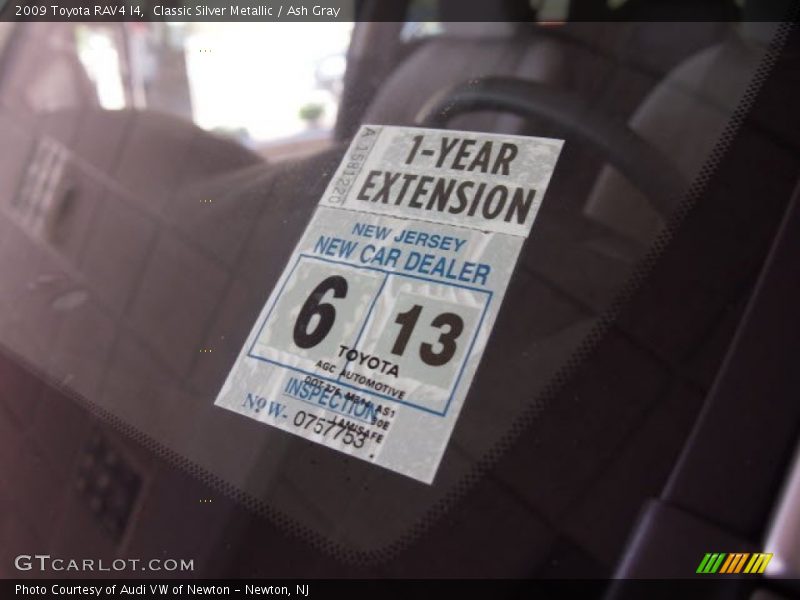 Classic Silver Metallic / Ash Gray 2009 Toyota RAV4 I4