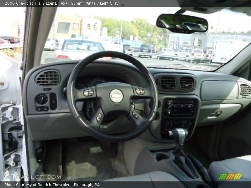 Summit White / Light Gray 2006 Chevrolet TrailBlazer LT 4x4
