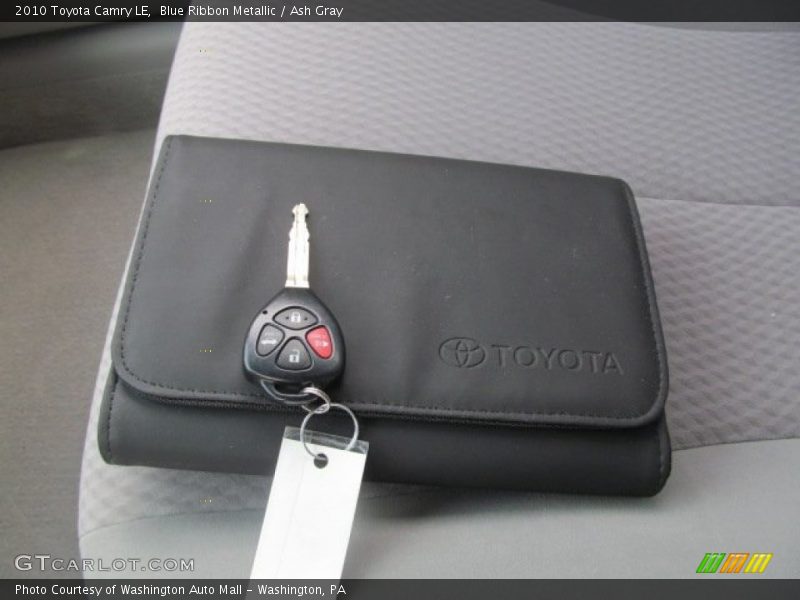 Blue Ribbon Metallic / Ash Gray 2010 Toyota Camry LE
