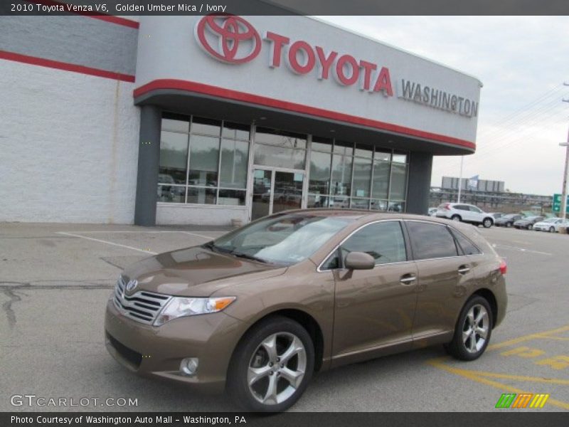 Golden Umber Mica / Ivory 2010 Toyota Venza V6