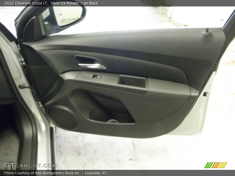 Silver Ice Metallic / Jet Black 2012 Chevrolet Cruze LT