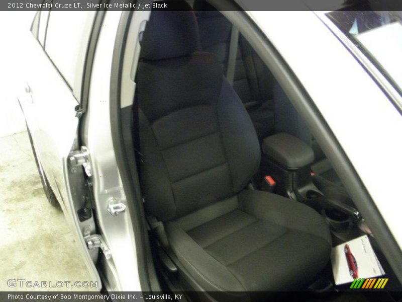 Silver Ice Metallic / Jet Black 2012 Chevrolet Cruze LT