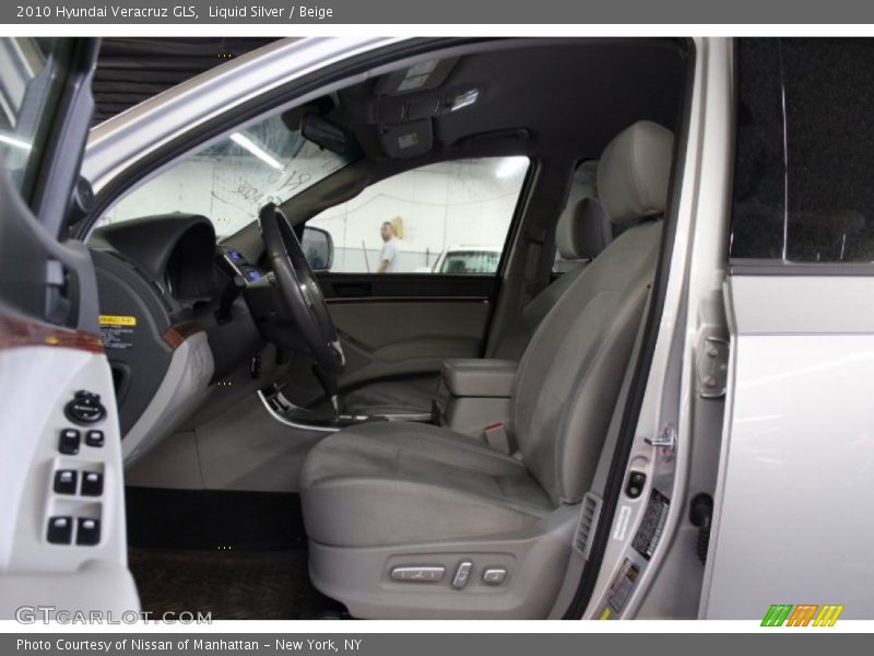 Liquid Silver / Beige 2010 Hyundai Veracruz GLS