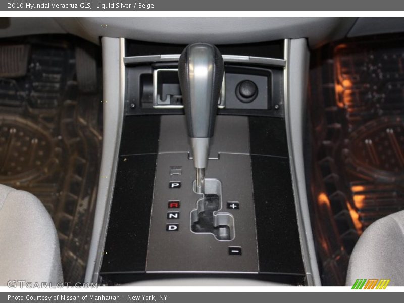 Liquid Silver / Beige 2010 Hyundai Veracruz GLS