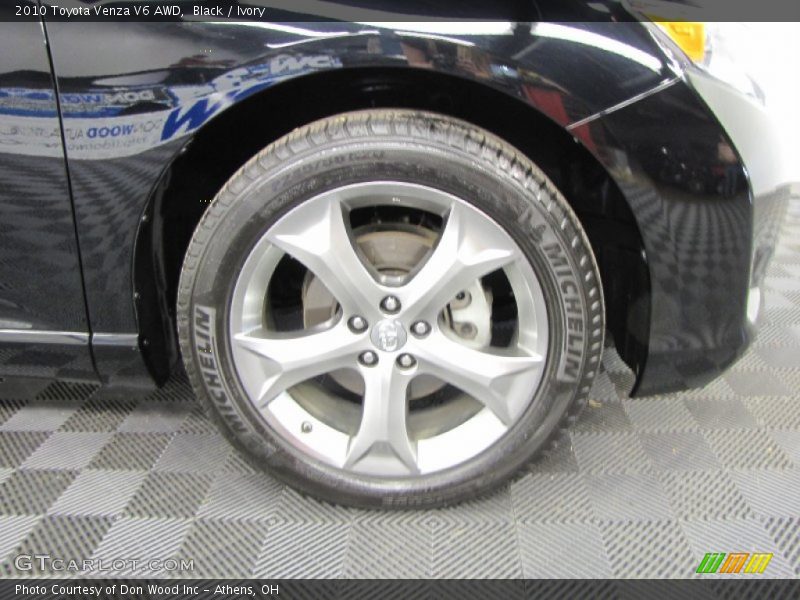 Black / Ivory 2010 Toyota Venza V6 AWD