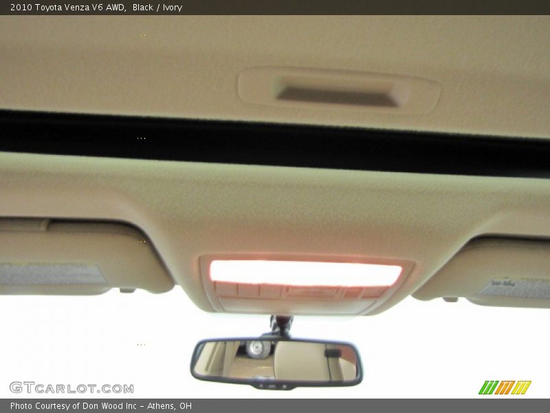 Black / Ivory 2010 Toyota Venza V6 AWD