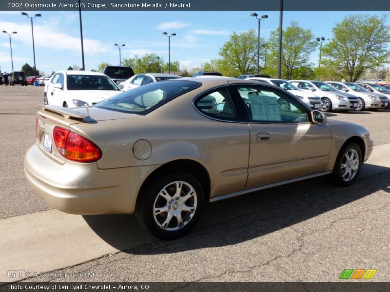 Sandstone Metallic / Neutral 2002 Oldsmobile Alero GLS Coupe
