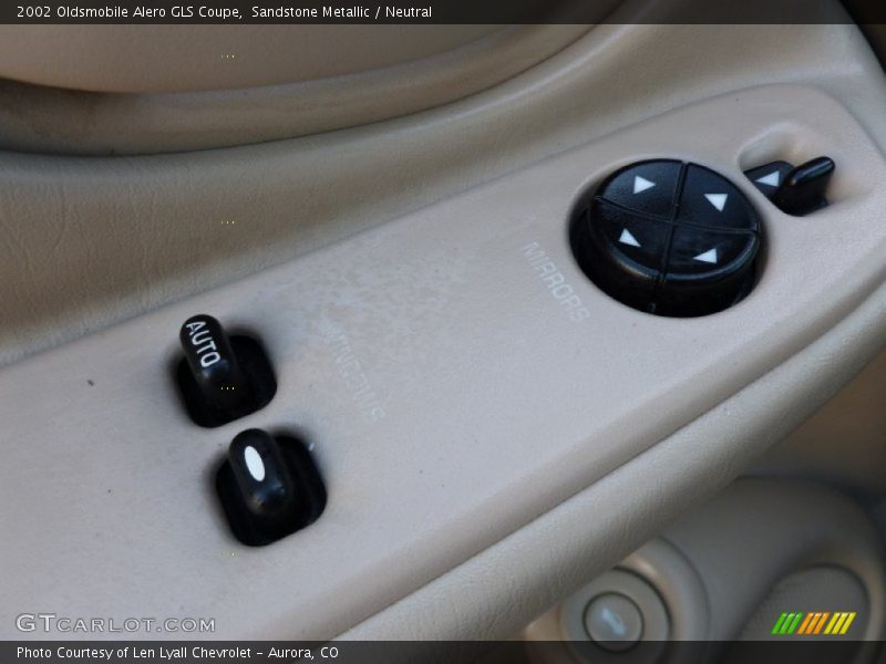 Sandstone Metallic / Neutral 2002 Oldsmobile Alero GLS Coupe