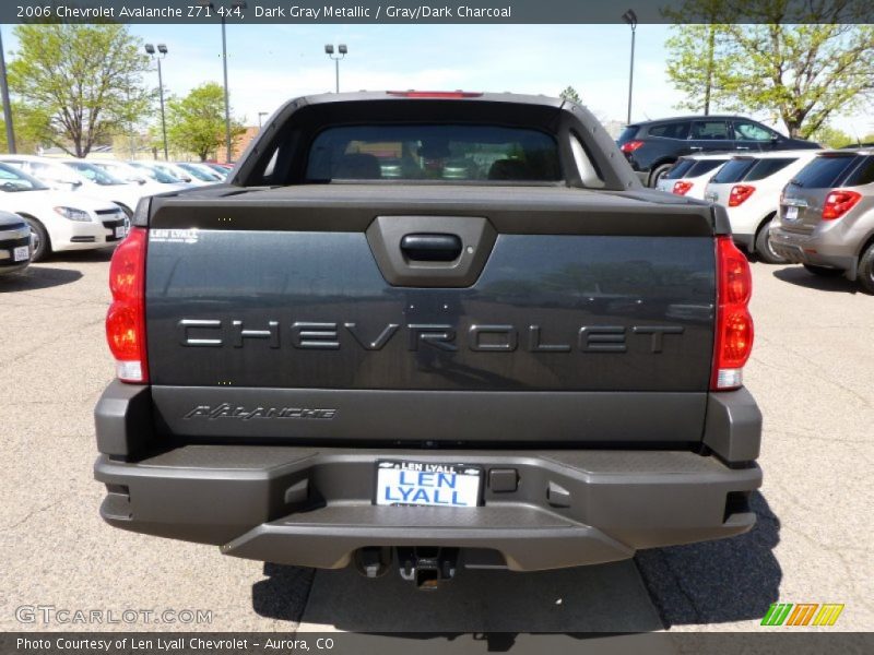 Dark Gray Metallic / Gray/Dark Charcoal 2006 Chevrolet Avalanche Z71 4x4