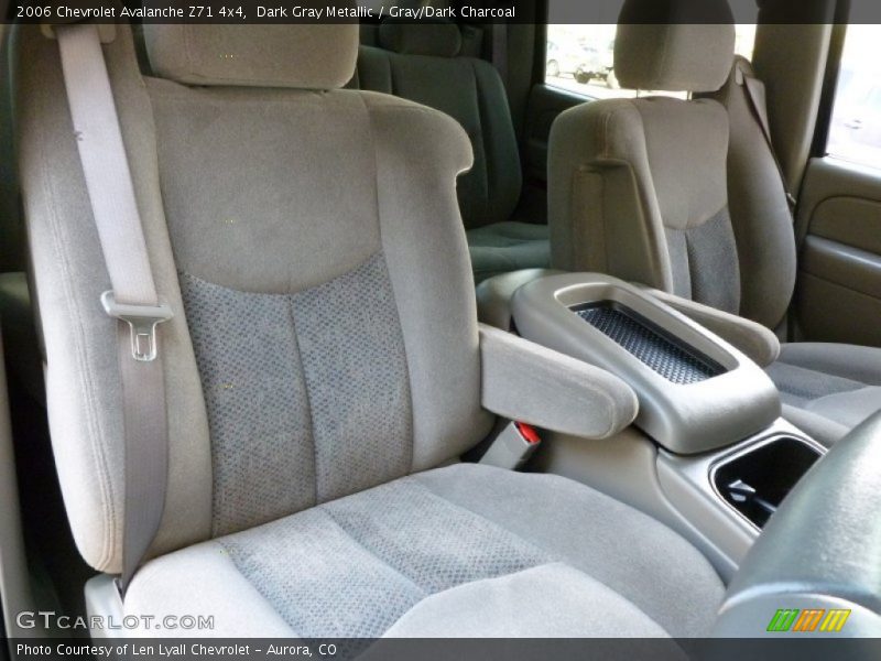 Dark Gray Metallic / Gray/Dark Charcoal 2006 Chevrolet Avalanche Z71 4x4