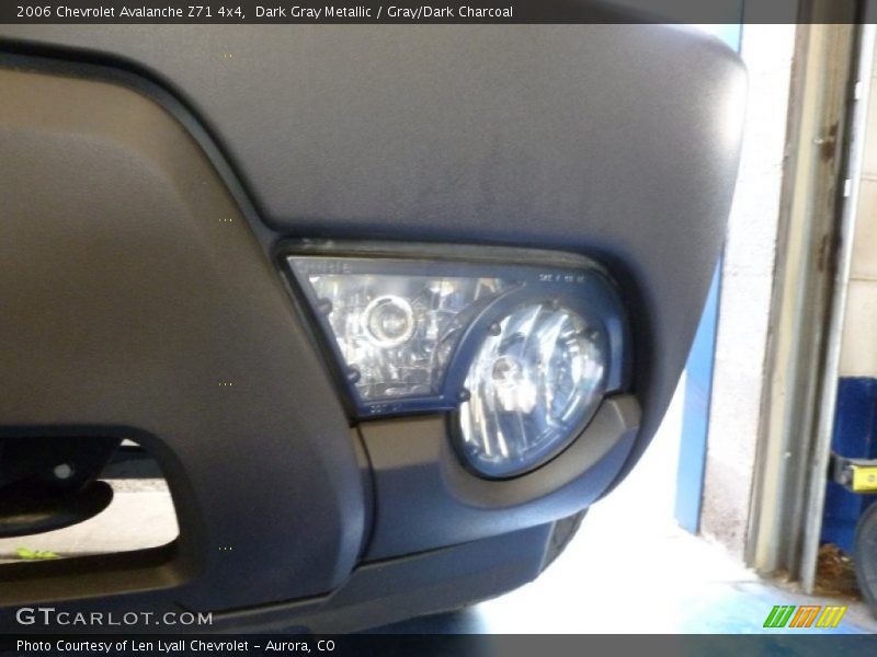 Dark Gray Metallic / Gray/Dark Charcoal 2006 Chevrolet Avalanche Z71 4x4