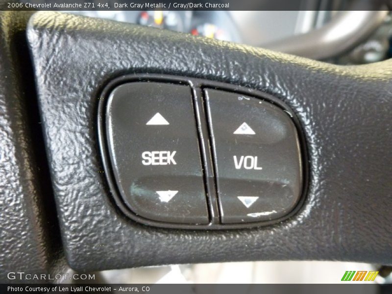 Dark Gray Metallic / Gray/Dark Charcoal 2006 Chevrolet Avalanche Z71 4x4