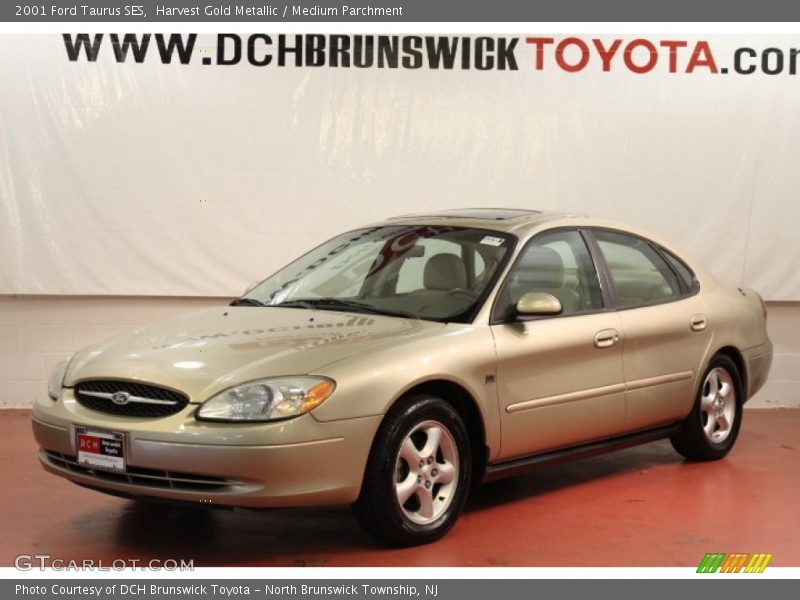 Harvest Gold Metallic / Medium Parchment 2001 Ford Taurus SES