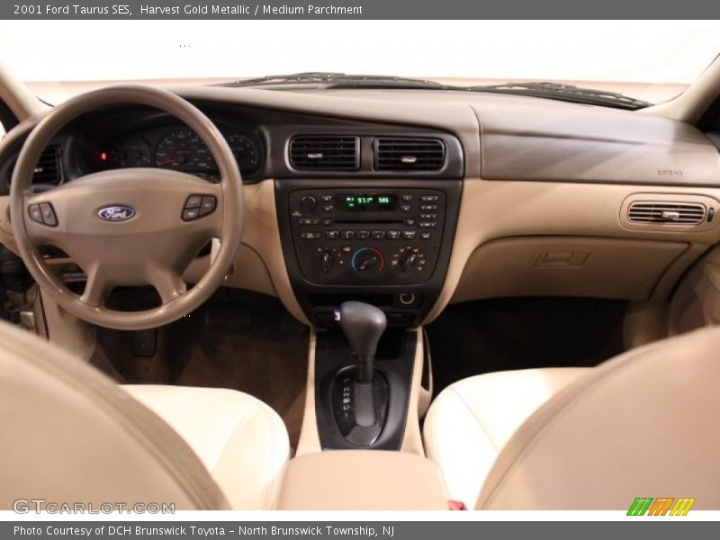 Harvest Gold Metallic / Medium Parchment 2001 Ford Taurus SES