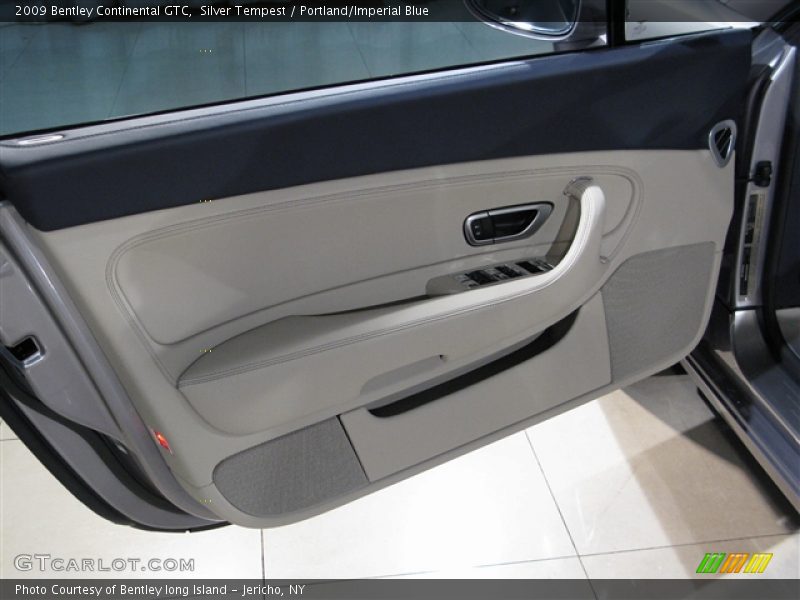 Door Panel of 2009 Continental GTC 