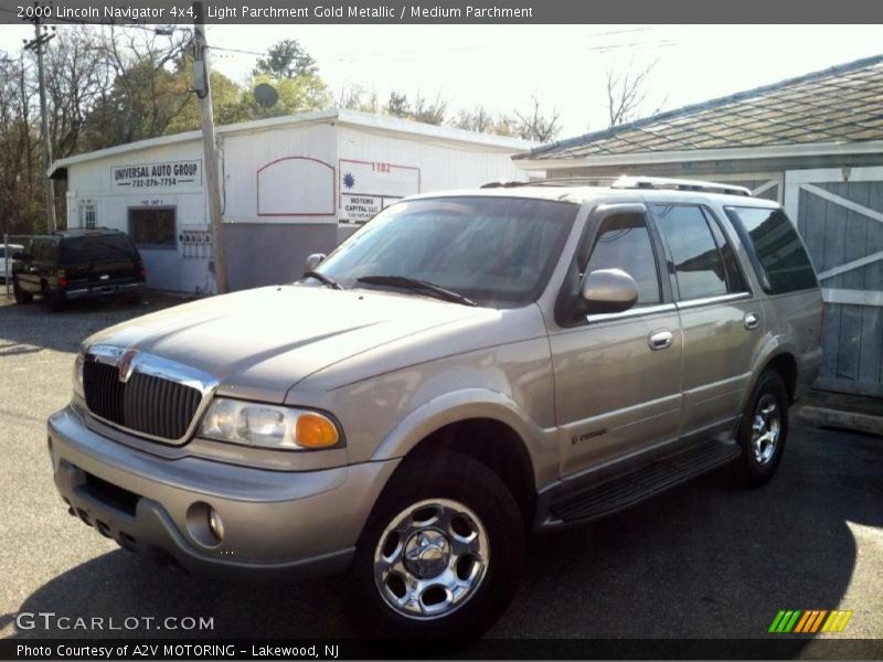 Light Parchment Gold Metallic / Medium Parchment 2000 Lincoln Navigator 4x4