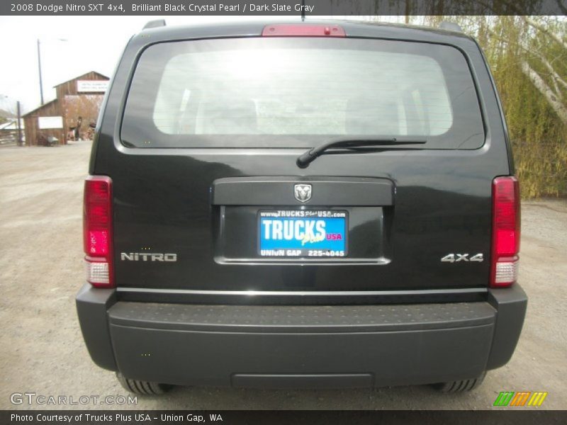 Brilliant Black Crystal Pearl / Dark Slate Gray 2008 Dodge Nitro SXT 4x4