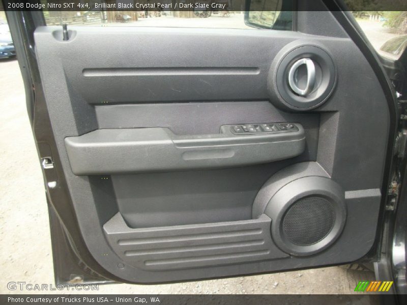 Brilliant Black Crystal Pearl / Dark Slate Gray 2008 Dodge Nitro SXT 4x4
