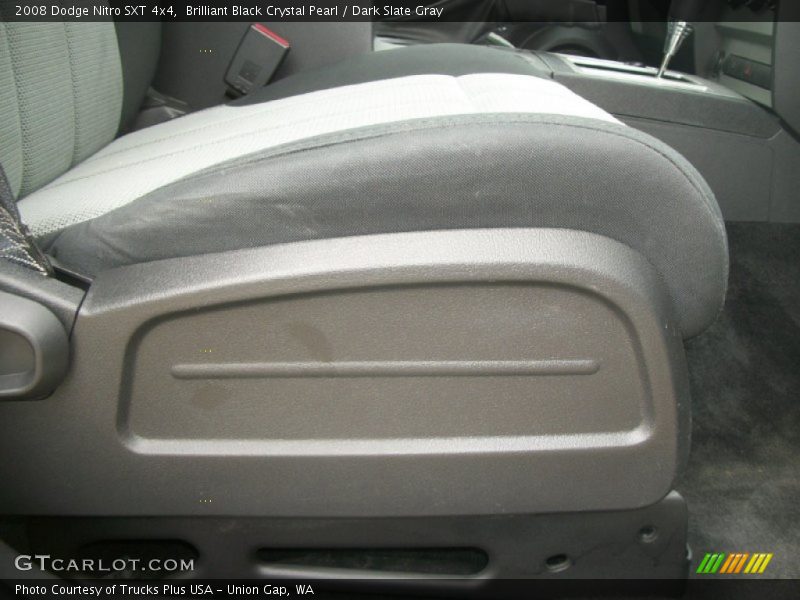 Brilliant Black Crystal Pearl / Dark Slate Gray 2008 Dodge Nitro SXT 4x4