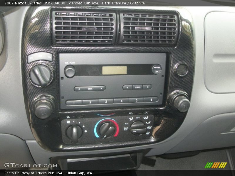 Controls of 2007 B-Series Truck B4000 Extended Cab 4x4