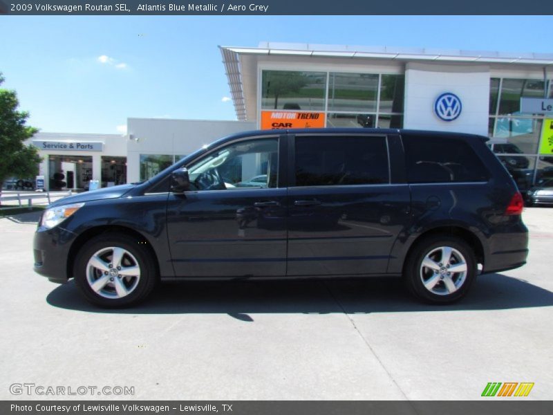 Atlantis Blue Metallic / Aero Grey 2009 Volkswagen Routan SEL