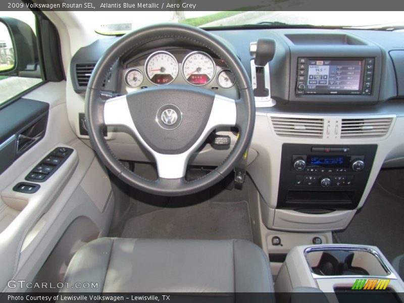 Atlantis Blue Metallic / Aero Grey 2009 Volkswagen Routan SEL