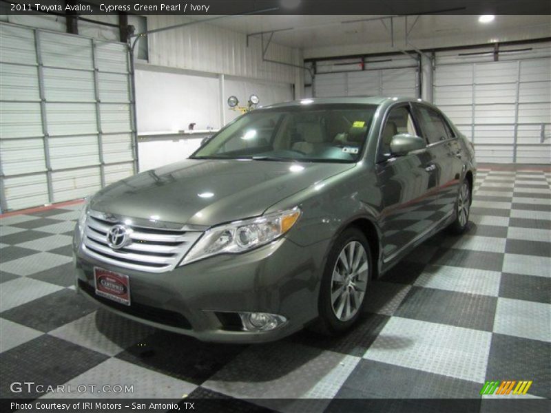 Cypress Green Pearl / Ivory 2011 Toyota Avalon