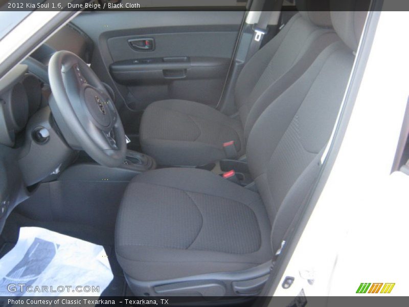 Dune Beige / Black Cloth 2012 Kia Soul 1.6
