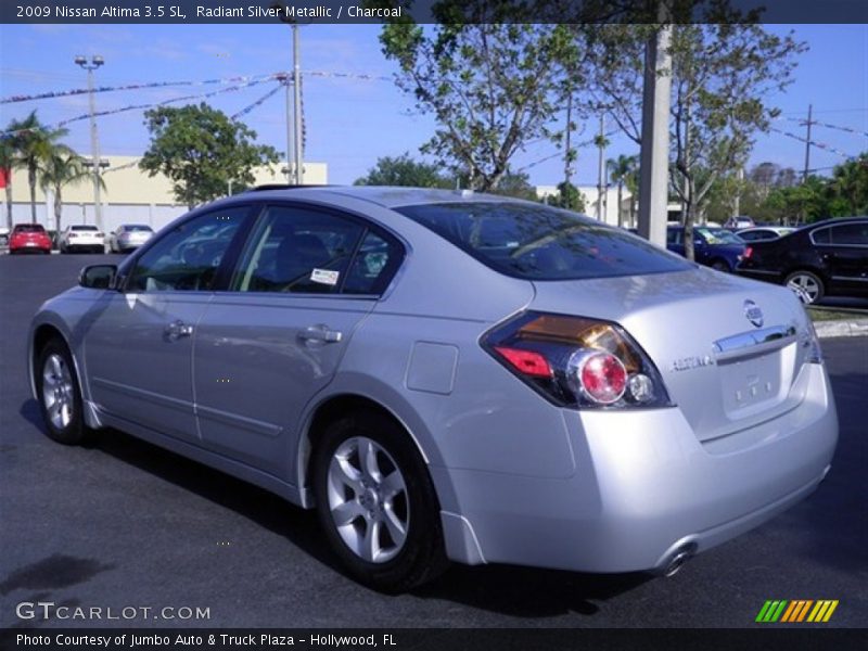 Radiant Silver Metallic / Charcoal 2009 Nissan Altima 3.5 SL