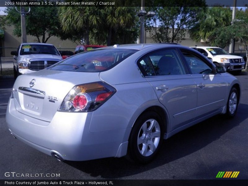 Radiant Silver Metallic / Charcoal 2009 Nissan Altima 3.5 SL