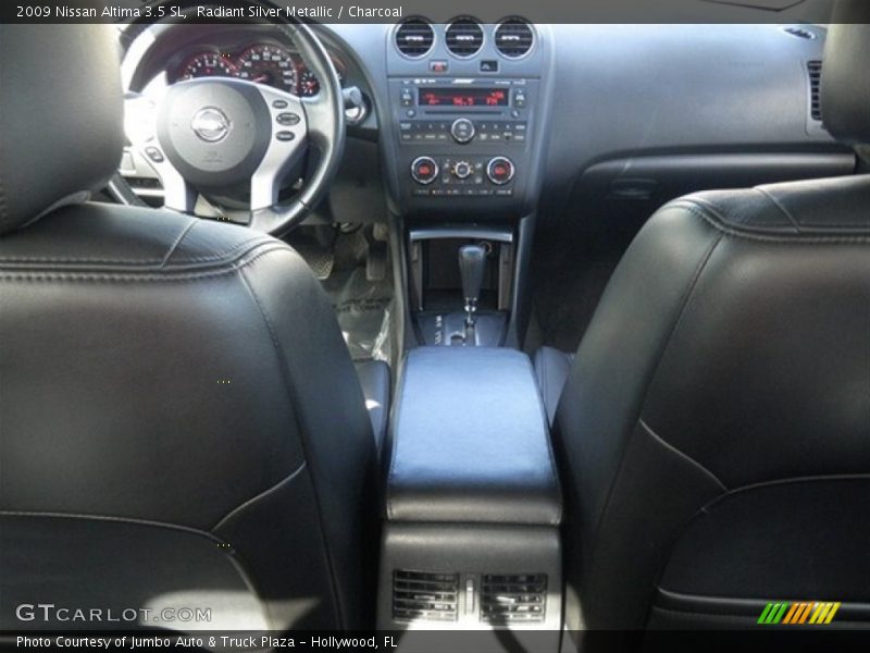 Radiant Silver Metallic / Charcoal 2009 Nissan Altima 3.5 SL