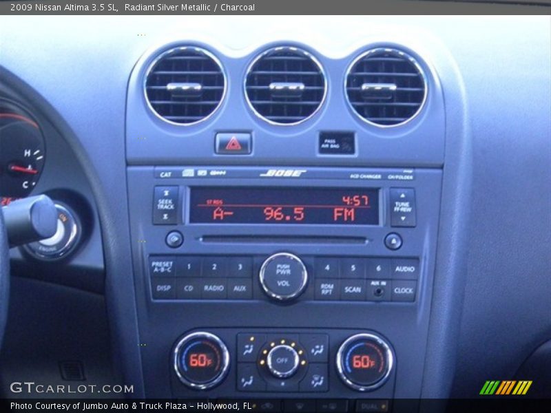 Radiant Silver Metallic / Charcoal 2009 Nissan Altima 3.5 SL