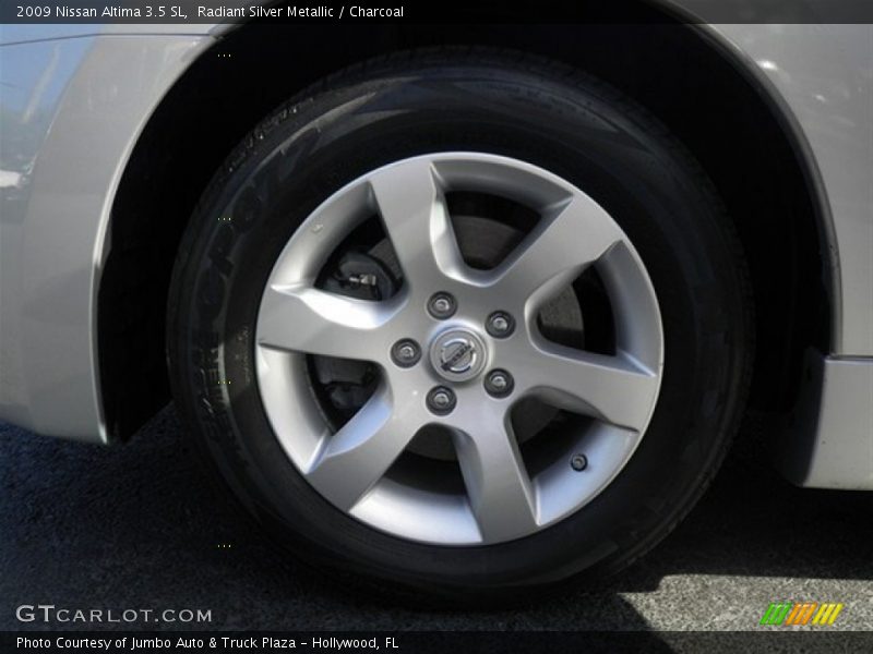 Radiant Silver Metallic / Charcoal 2009 Nissan Altima 3.5 SL