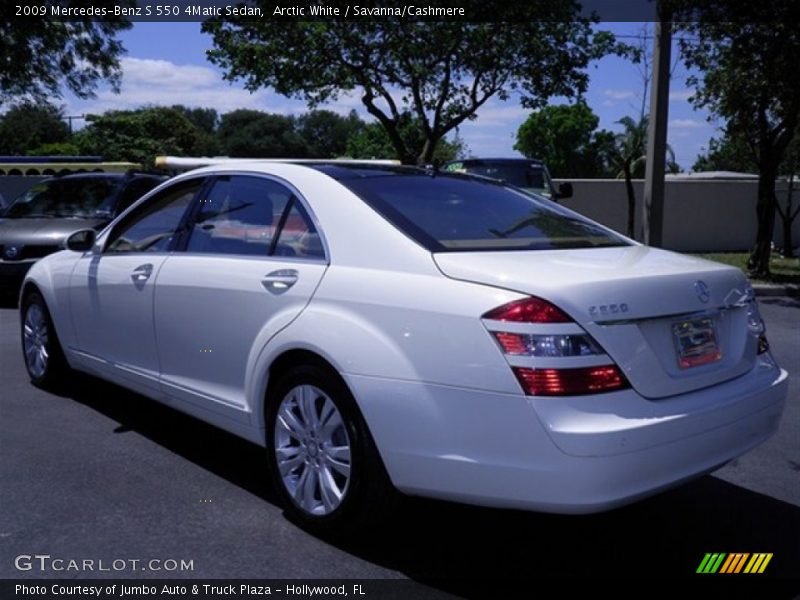 Arctic White / Savanna/Cashmere 2009 Mercedes-Benz S 550 4Matic Sedan