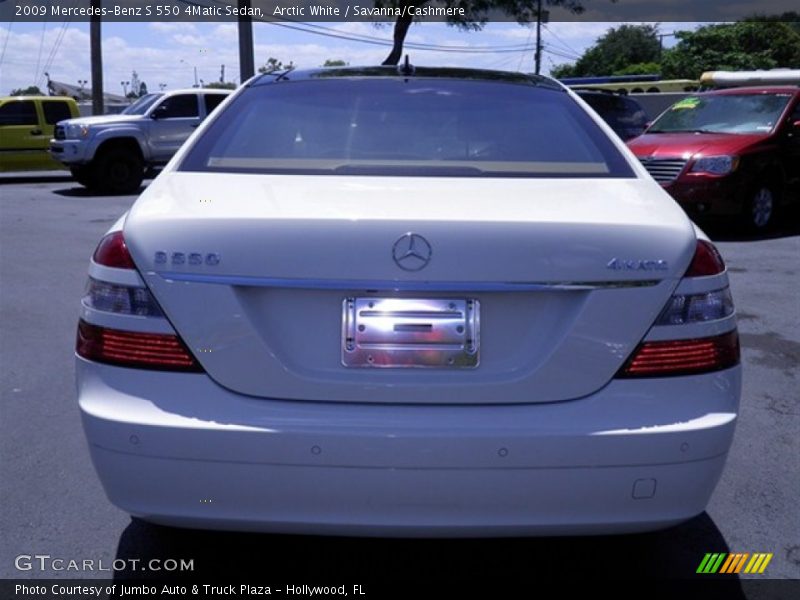 Arctic White / Savanna/Cashmere 2009 Mercedes-Benz S 550 4Matic Sedan