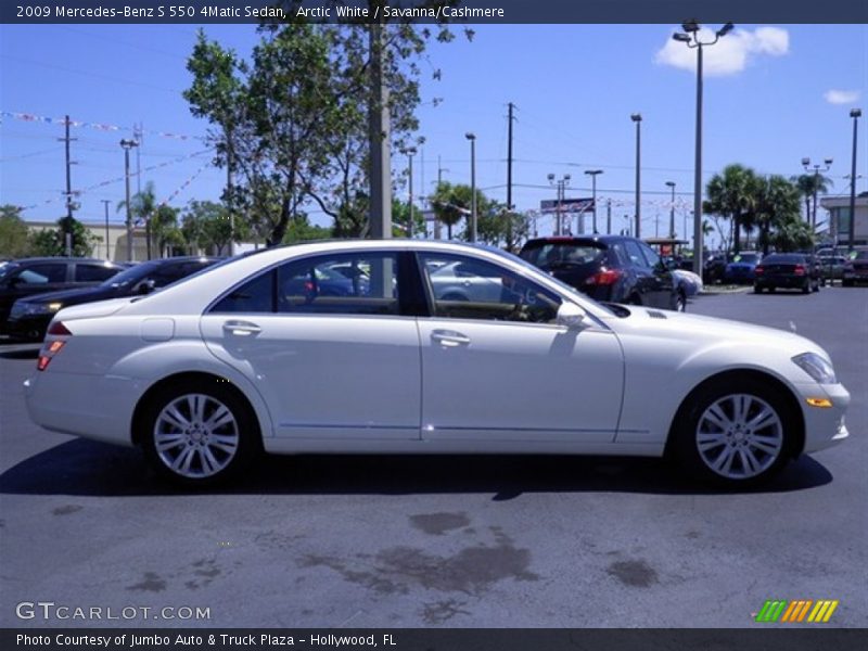 Arctic White / Savanna/Cashmere 2009 Mercedes-Benz S 550 4Matic Sedan