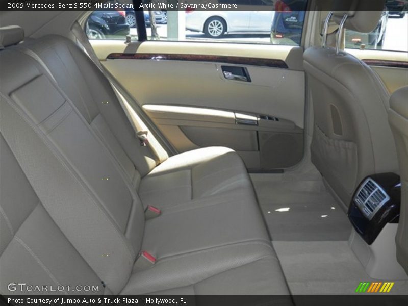 Arctic White / Savanna/Cashmere 2009 Mercedes-Benz S 550 4Matic Sedan