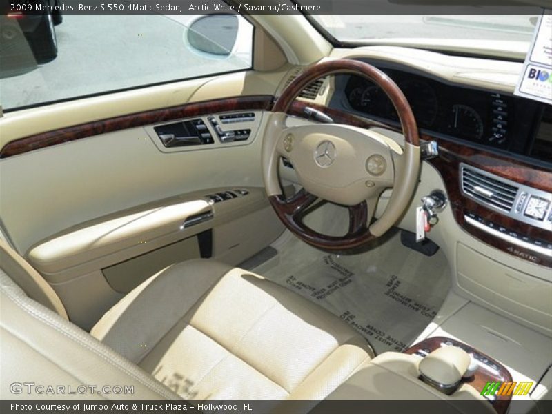 Arctic White / Savanna/Cashmere 2009 Mercedes-Benz S 550 4Matic Sedan
