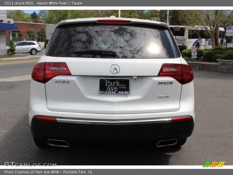 Aspen White Pearl / Taupe 2011 Acura MDX