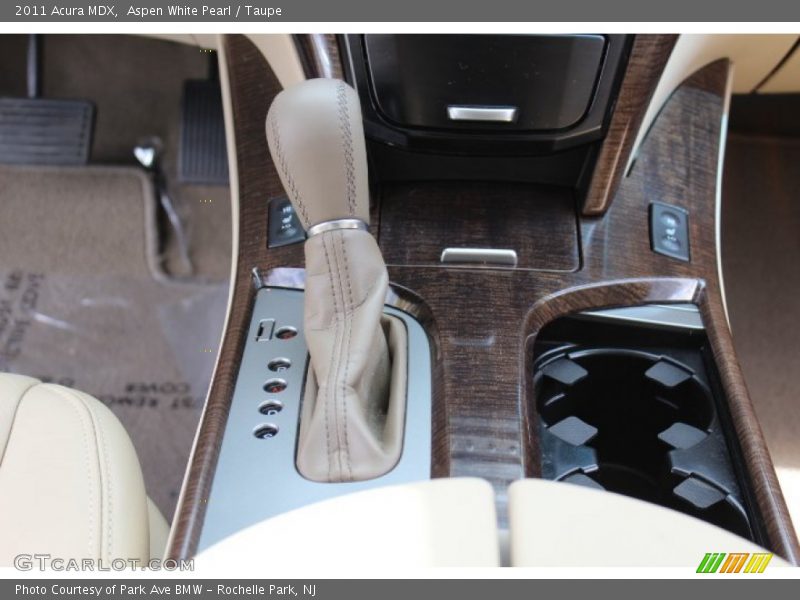 Aspen White Pearl / Taupe 2011 Acura MDX