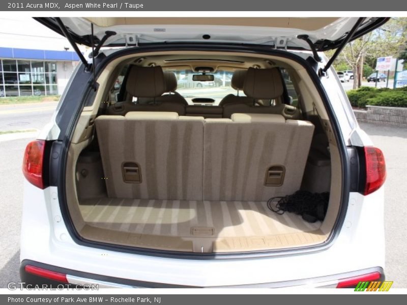 Aspen White Pearl / Taupe 2011 Acura MDX