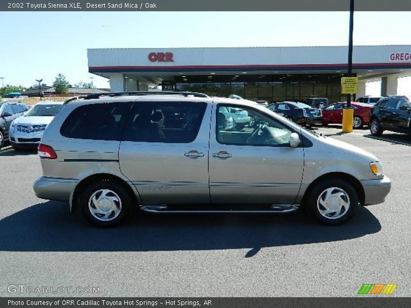 Desert Sand Mica / Oak 2002 Toyota Sienna XLE